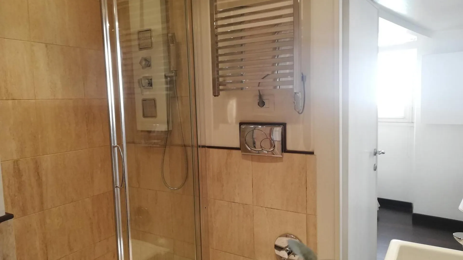 Casa Tiffany Piazza Di Spagna Rome