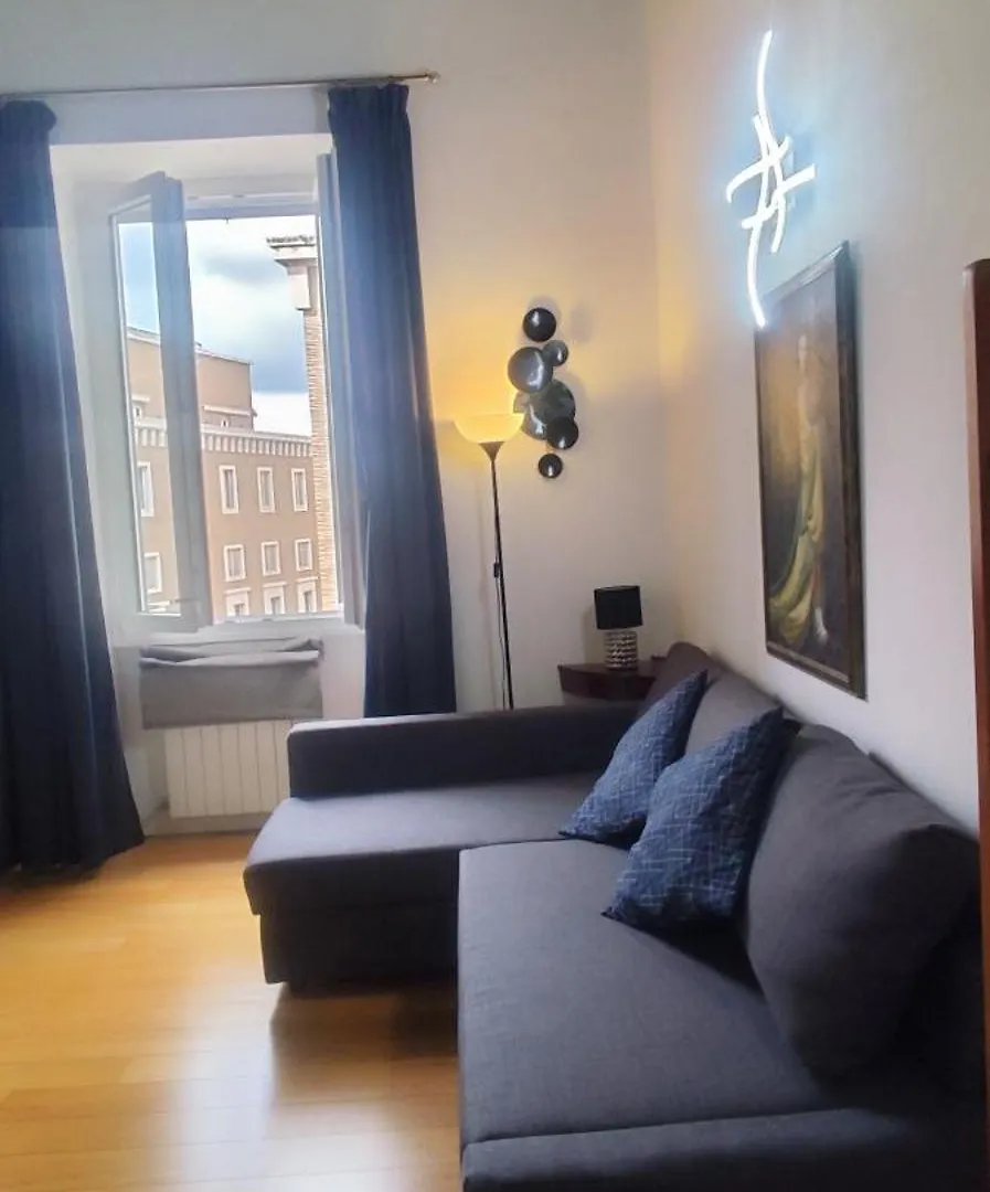 Casa Tiffany Piazza Di Spagna Rome Apartment